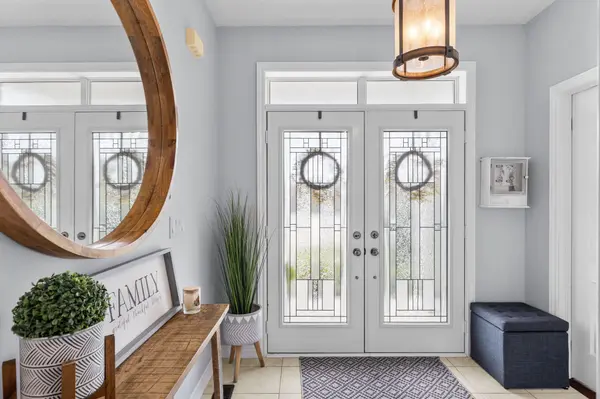 Essa, ON L0M 1B4,210 GOLD PARK Gate