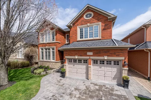 Oakville, ON L6H 6W7,2175 North Ridge TRL