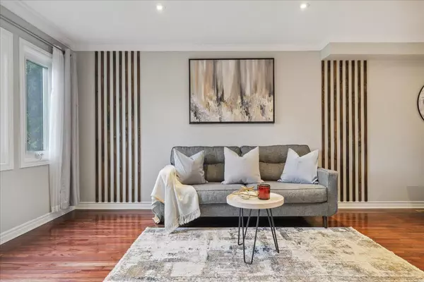 Mississauga, ON L5N 7V9,6550 Saratoga WAY