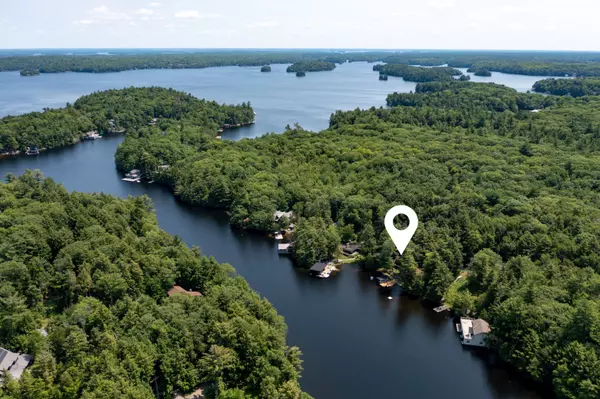 Muskoka Lakes, ON P0C 1M0,1393 East Bay RD #16