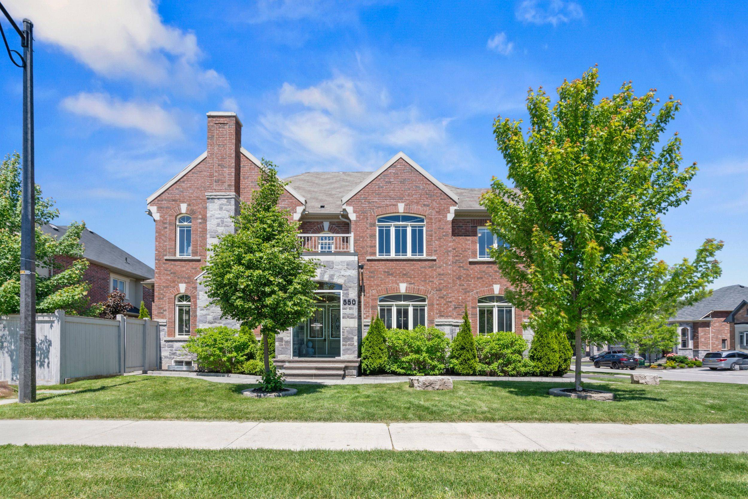 Newmarket, ON L3X 0J1,550 Clifford Perry PL