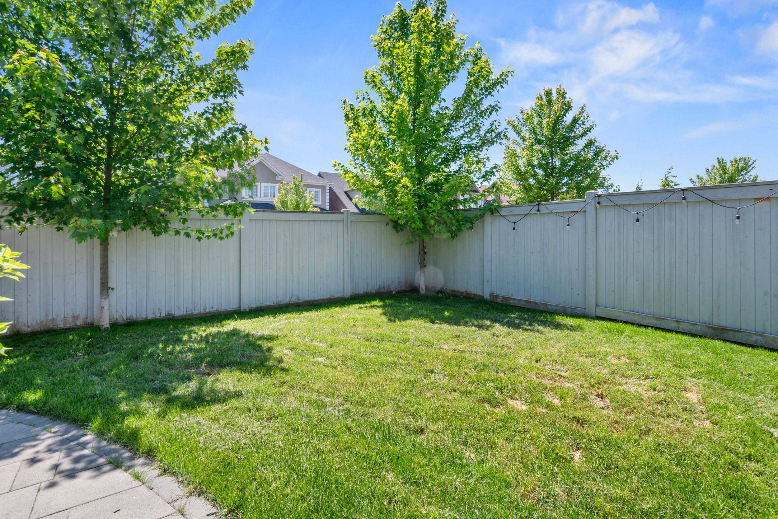 Newmarket, ON L3X 0J1,550 Clifford Perry PL