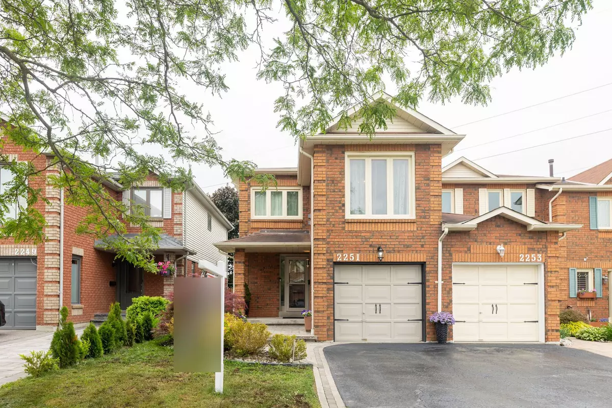 Pickering, ON L1X 2R7,2251 Wildwood CRES