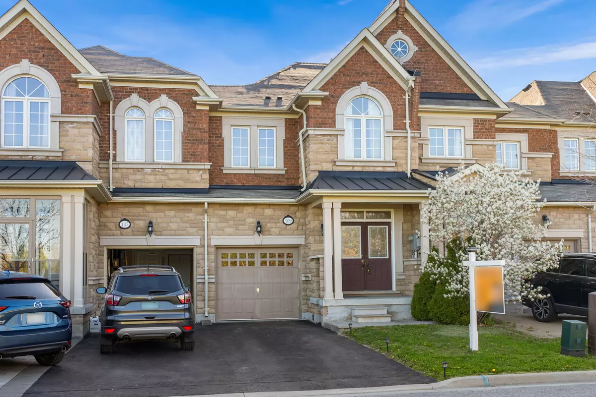 Vaughan, ON L6A 0X7,109 Spruce Pine CRES