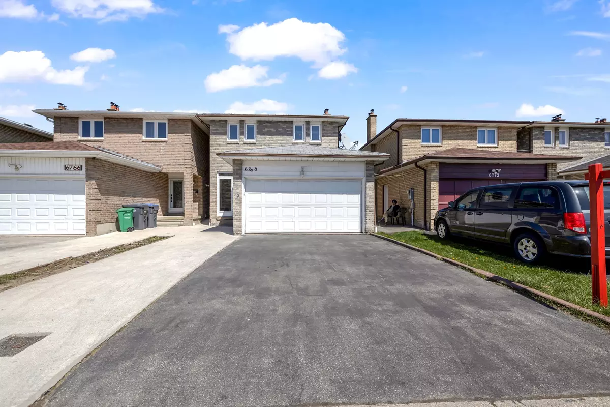 Mississauga, ON L4T 2W3,6768 Darcel AVE