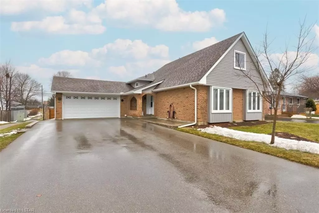 Tillsonburg, ON N4S 8P3,1059 CANFIELD CRES