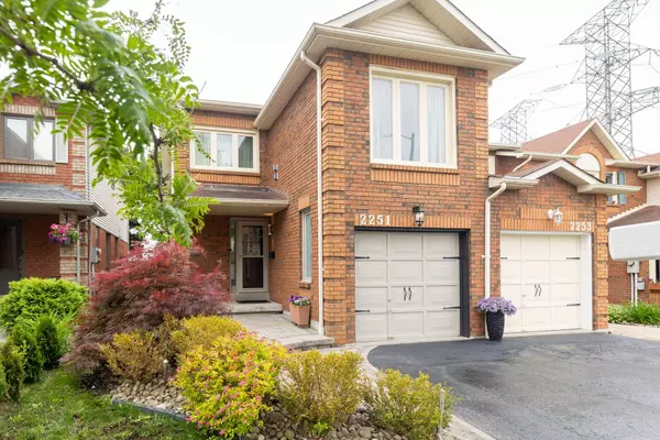 Pickering, ON L1X 2R7,2251 Wildwood CRES