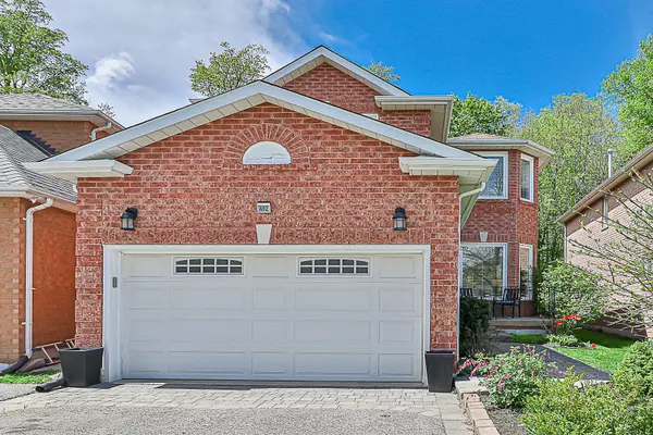 Newmarket, ON L3X 2C1,402 Carruthers AVE