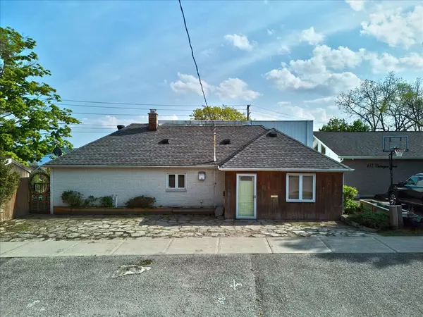 Barrie, ON L4M 1S9,425 Codrington ST