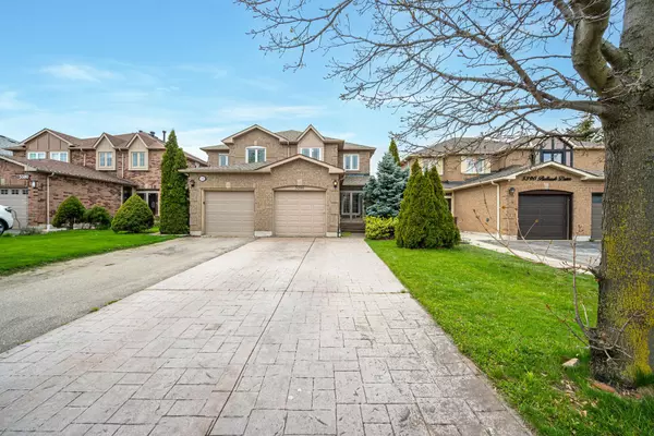 Mississauga, ON L5V 2C1,5386 Bullrush DR