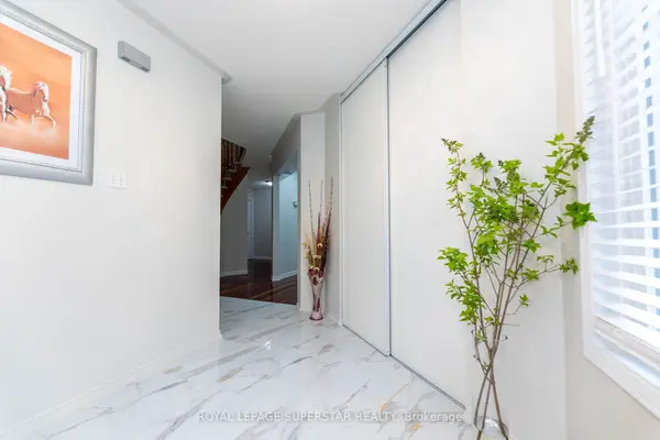 42 Muirland CRES, Brampton, ON L6X 4P4