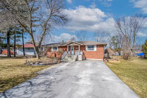 Smith-ennismore-lakefield, ON K0L 1T0,1214 Roger PL