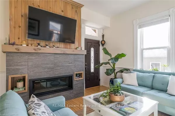 Smith-ennismore-lakefield, ON K0L 2H0,43 Clementi ST