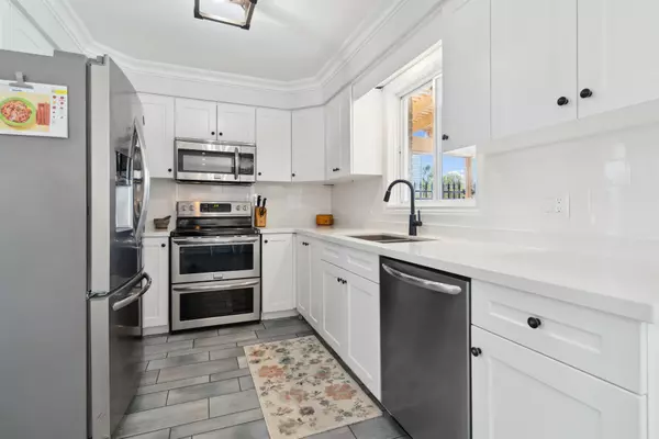 Niagara-on-the-lake, ON L0S 1J0,6 Frontier DR