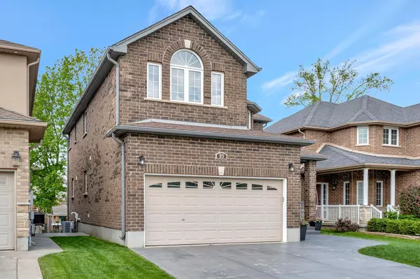 Cambridge, ON N1T 0B3,93 Fitzgerald DR