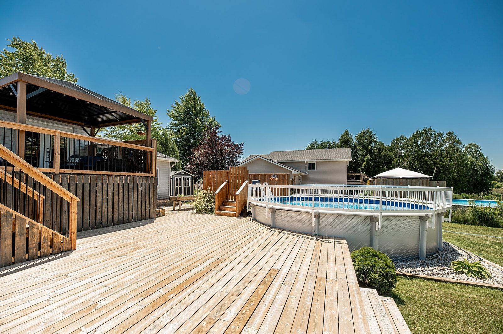 Dutton/dunwich, ON N0L 1J0,83 Shackleton ST