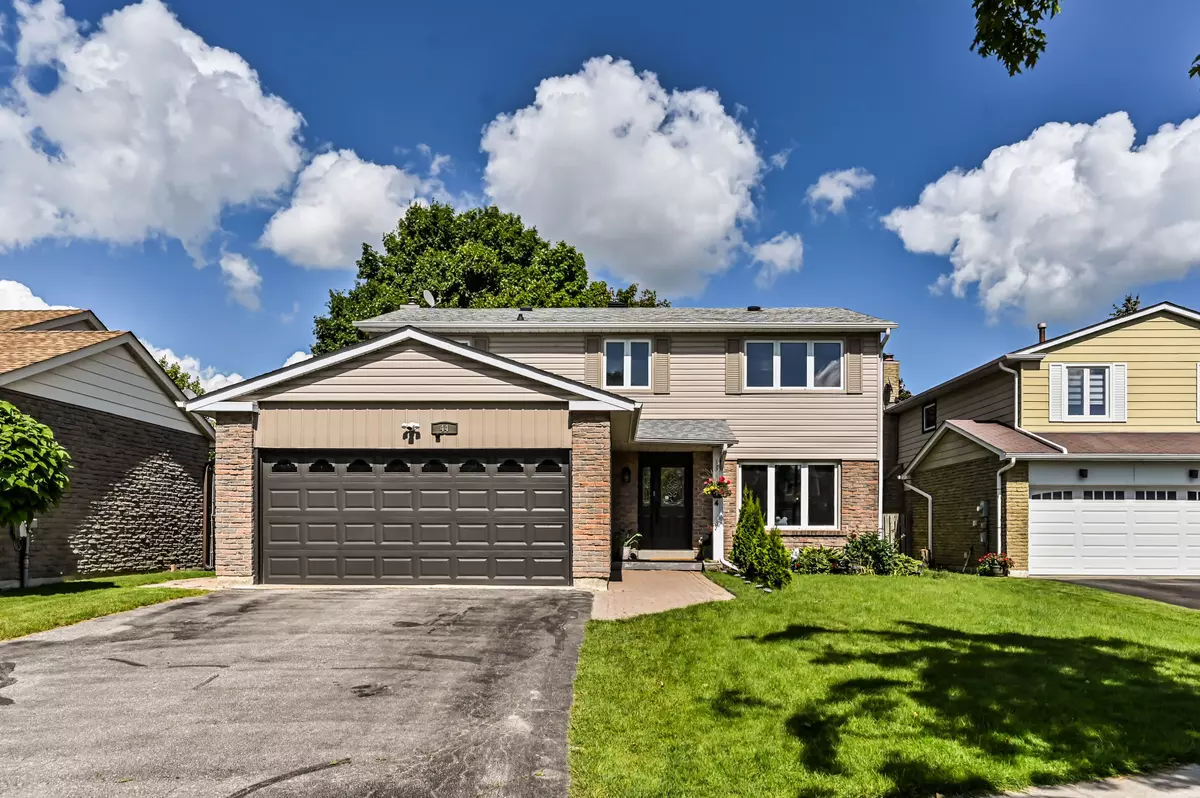 Newmarket, ON L3Y 5S1,44 Eastman CRES