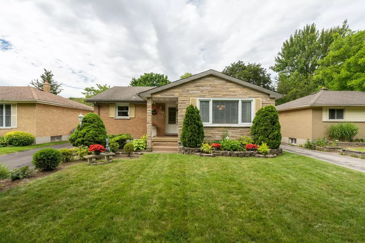 Middlesex, ON N5V 2J3,1209 Patann DR