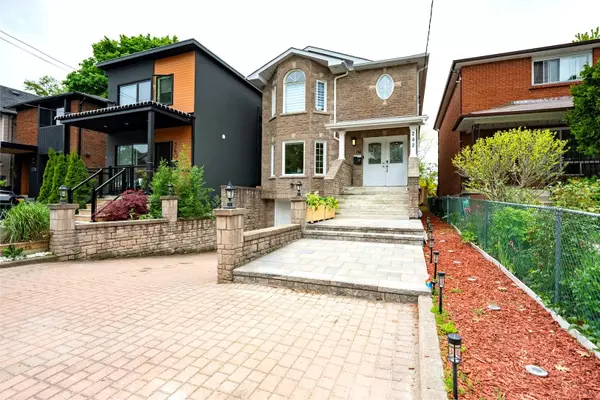 Toronto E03, ON M4J 4L7,242 Linsmore CRES