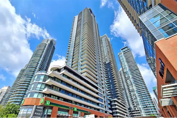 Toronto W06, ON M8V 1A4,2212 Lake Shore BLVD W #1510