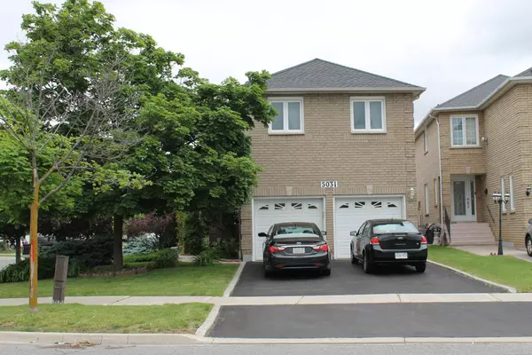 Mississauga, ON L5R 1V7,5031 Heritage Hills BLVD