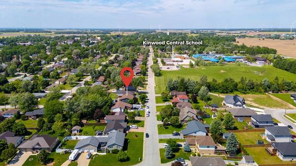 Lambton Shores, ON N0N 1J0,86 MACDONALD ST