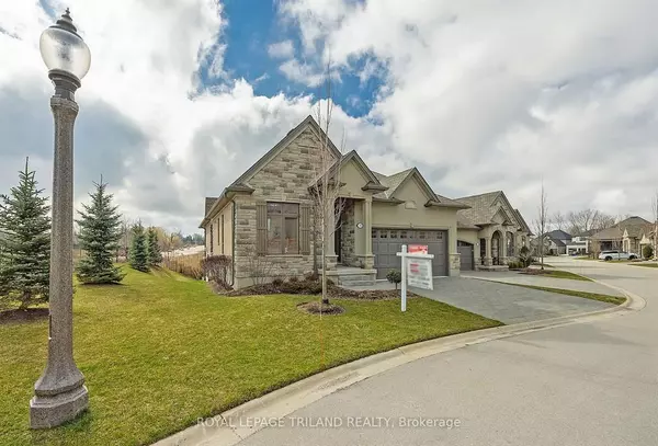 London, ON N6G 0N9,2290 Torrey Pines WAY #23