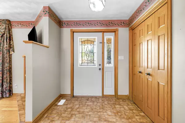 Tillsonburg, ON N4G 5L3,72 Allen ST