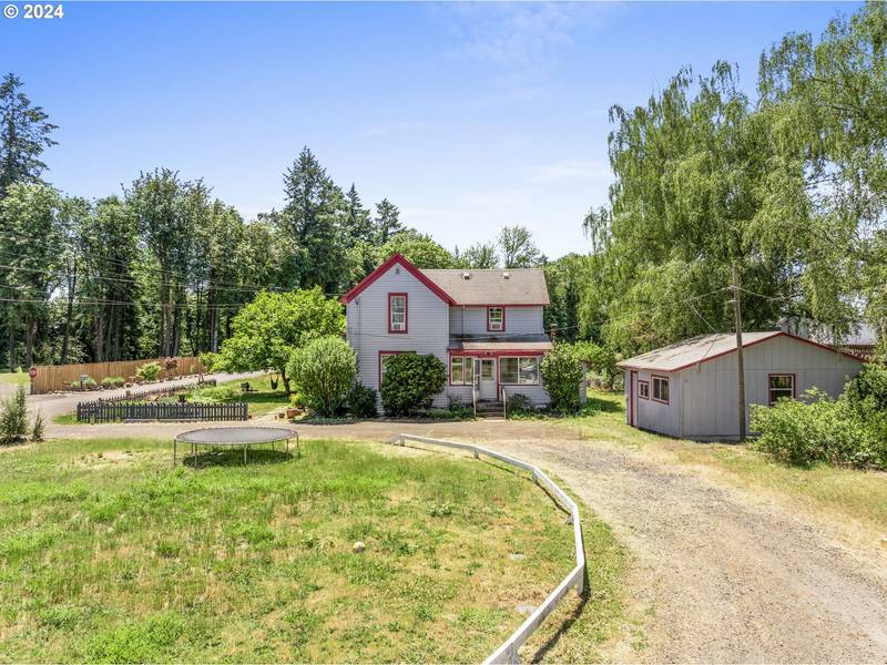 1609 NE WATERFRONT ST, Newberg, OR 97132