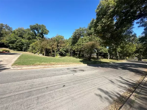 Dallas, TX 75232,709 Misty Glen Lane