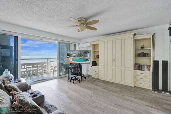 Fort Lauderdale, FL 33316,1900 S Ocean Dr  #1407