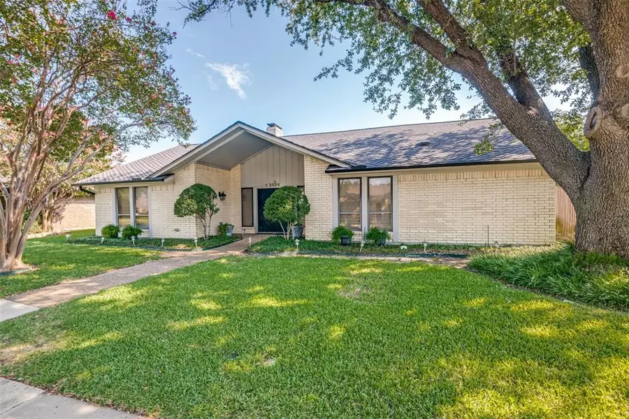 2824 Staffordshire Drive, Carrollton, TX 75007