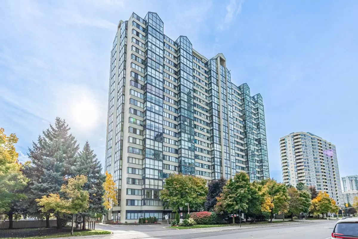 Mississauga, ON L5B 3W4,350 Webb DR #803