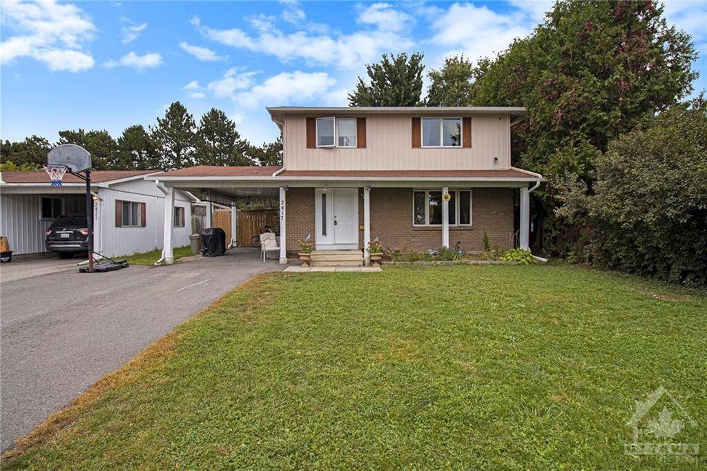 Elmvale Acres And Area, ON K1B 4H3,2417 BLACKSTONE CRES