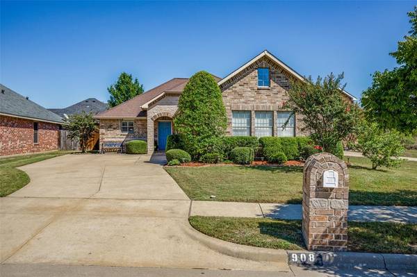 908 Atlanta Drive,  Denton,  TX 76208