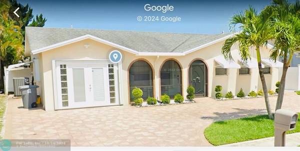 22468 SW 66th Ave, Boca Raton, FL 33428