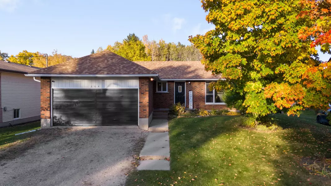 264 Warrington RD, Clearview, ON L0M 1S0