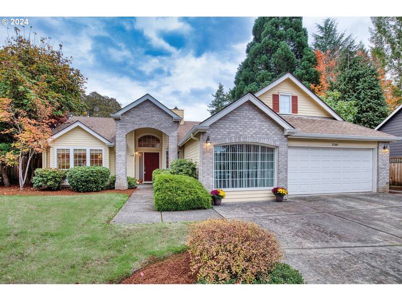 3380 NE SUNBURST AVE, Hillsboro, OR 97124