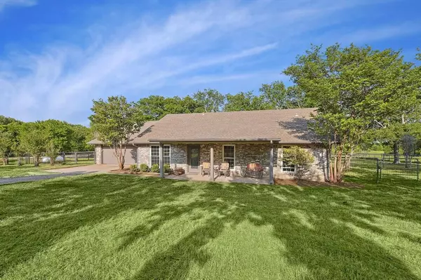 4099 Wakefield Road, Justin, TX 76247