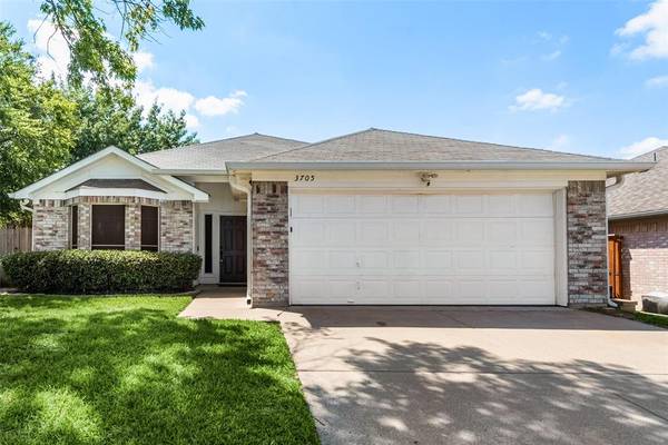 3705 Fleetwood Drive, Fort Worth, TX 76123