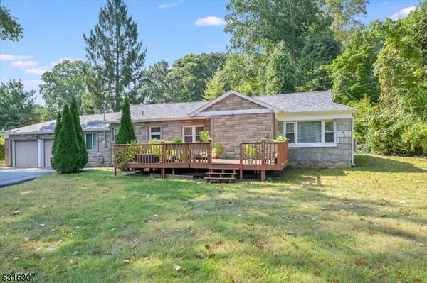 17 Woodcrest Rd, Parsippany-troy Hills Twp., NJ 07005