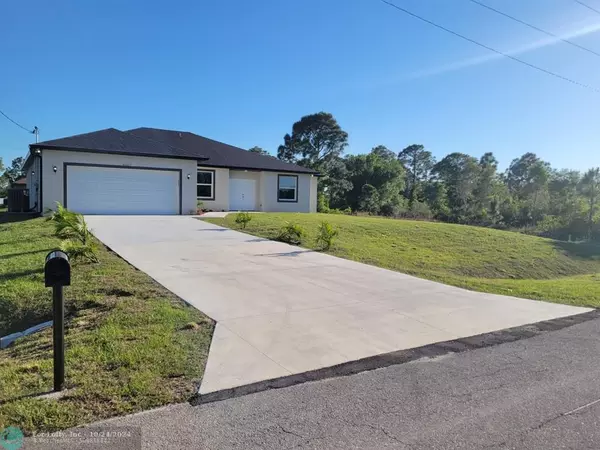 3007 42nd St,  Lehigh Acres,  FL 33971