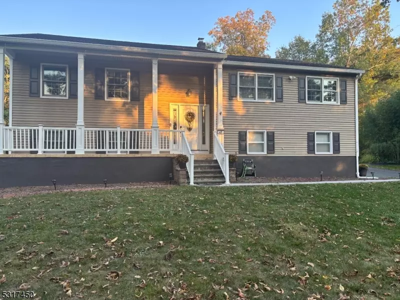 Bernards Twp., NJ 07920,41 Debra Ln