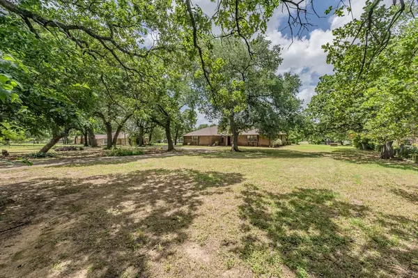 Burleson, TX 76028,6275 Levy County Line Road