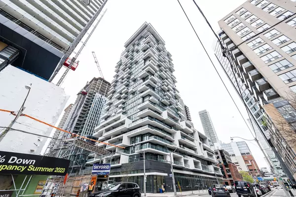 77 Shuter ST #2810, Toronto C08, ON M5B 0B8