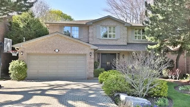 107 Mossgrove TRL, Toronto C12, ON M2L 2W4