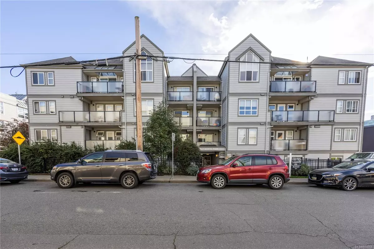 Victoria, BC V8W 3Y3,827 North Park St #406