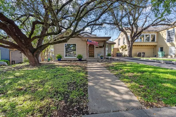 4113 Locke Avenue, Fort Worth, TX 76107