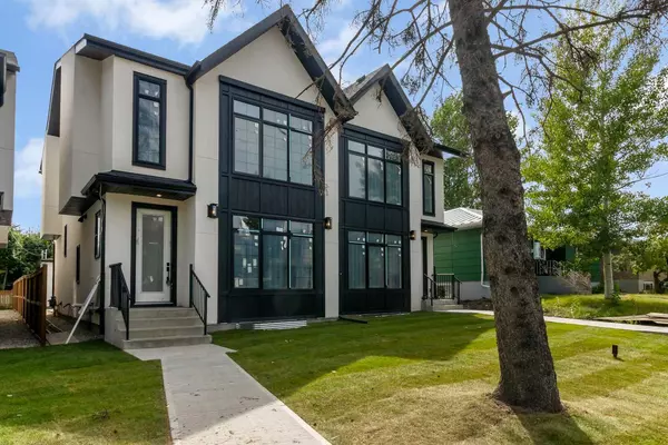 Calgary, AB T3E 4P1,3729 Richmond RD Southwest