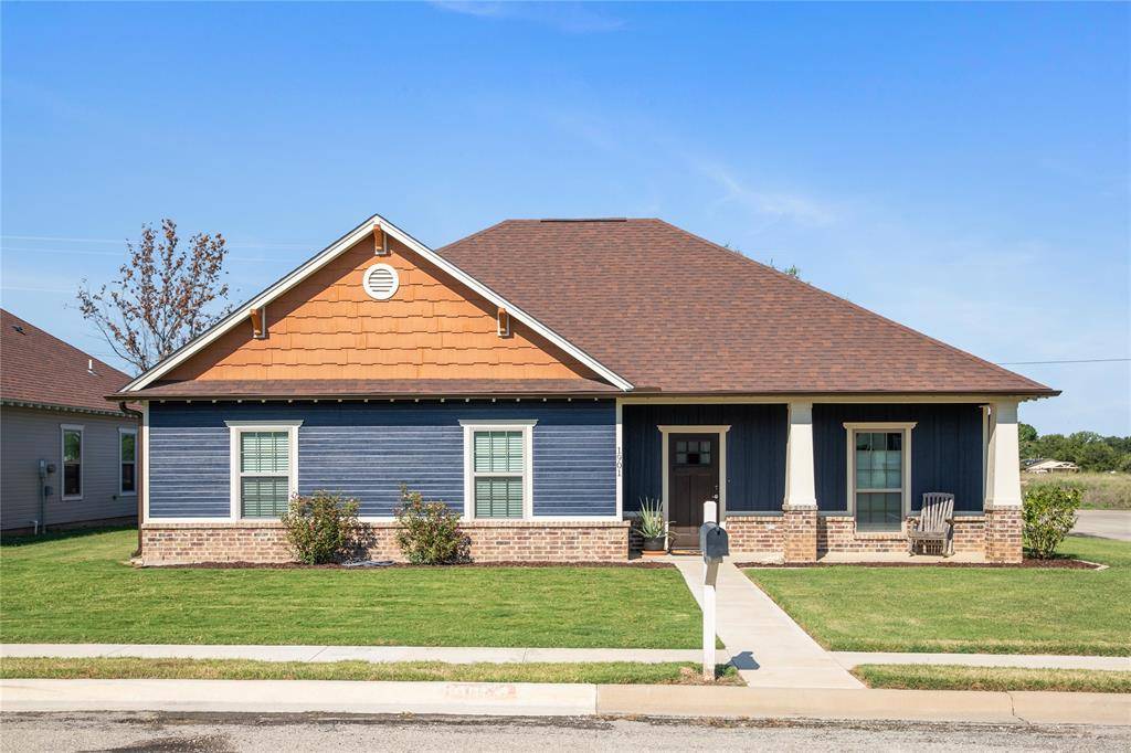 1901 Duckhorn Drive,  Brownwood,  TX 76801